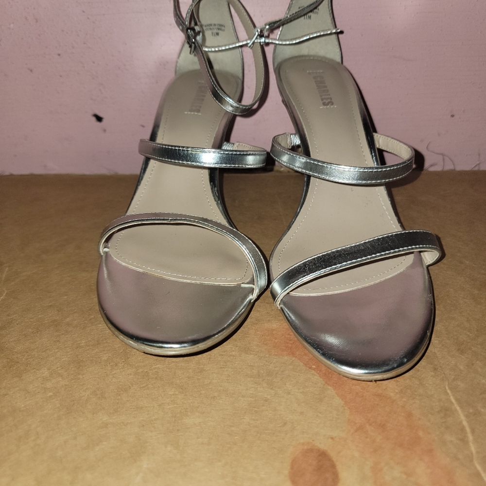 2.5 inch heels